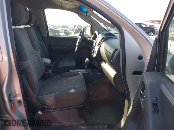 ✅ 2009 Suzuki Equator • VIN: 5Z6AD07U79C410339 • Lot: 43593373. Wystawiony na IAAI z przebiegiem 400 420 mil. Bezpłatny archiwum sprzedaży aukcyjnych z USA i szczegółowy raport historii pojazdu na DreamBid. Zdjęcie 5.