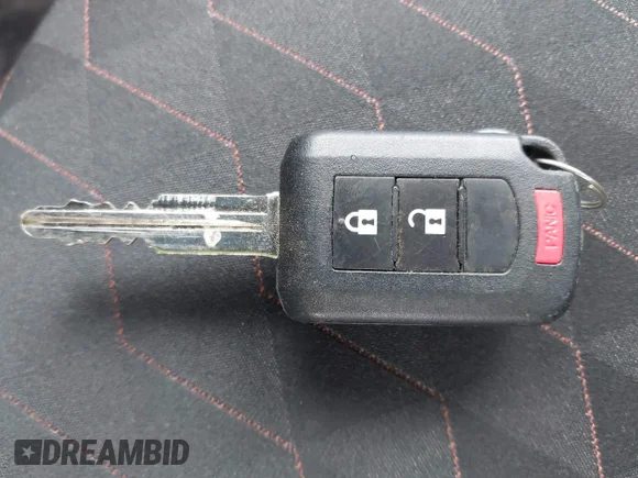 ✅ 2024 Mitsubishi Mirage ES • VIN: ML32AUHJ9RH009565 • Lot: 41815795. Wystawiony na IAAI z przebiegiem 25 014 mil. Bezpłatny archiwum sprzedaży aukcyjnych z USA i szczegółowy raport historii pojazdu na DreamBid. Zdjęcie 11.
