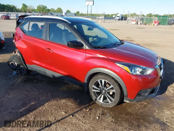 ✅ 2020 Nissan Kicks SV • VIN: 3N1CP5CV7LL510949 • Lot: 44805398. Wystawiony na IAAI z przebiegiem 76 932 mil. Bezpłatny archiwum sprzedaży aukcyjnych z USA i szczegółowy raport historii pojazdu na DreamBid. Zdjęcie 1.