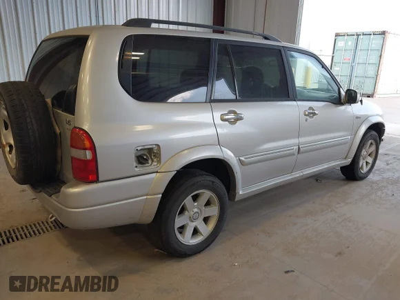 ✅ 2003 Suzuki XL7 Touring • VIN: JS3TX92V434101918 • Лот: 42750098. Опубликован ранее на IAAI с пробегом 261 451 миль. Бесплатный доступ к архиву аукционных продаж из США и подробный отчёт об истории автомобиля на DreamBid. Изображение 4.