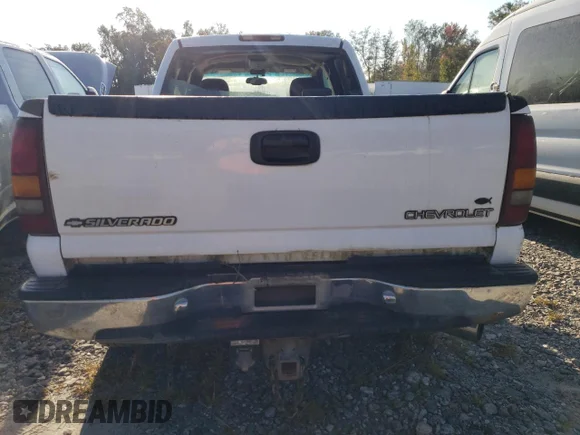 ✅ 2001 Chevrolet Silverado 2500HD LT • VIN: 1GCHK23101F147849 • Lot: 76239724. Wystawiony na Copart z przebiegiem Nie podano. Bezpłatny archiwum sprzedaży aukcyjnych z USA i szczegółowy raport historii pojazdu na DreamBid. Zdjęcie 6.