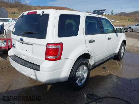 ✅ 2012 Ford Escape XLS • VIN: 1FMCU9C79CKA36255 • Лот: 41464916. Опубліковано раніше на IAAI з пробігом 90 593 миль. Безкоштовний доступ до архіву аукціонних продажів зі США та докладний звіт про історію автомобіля на DreamBid. Зображення 4.