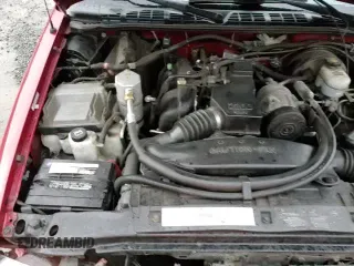 ✅ 2003 Chevrolet S-10 LS • VIN: 1GCCS14H838278292 • Лот: 86014964. Опубликован ранее на Copart с пробегом 90 257 миль. Бесплатный доступ к архиву аукционных продаж из США и подробный отчёт об истории автомобиля на DreamBid. Изображение 13.