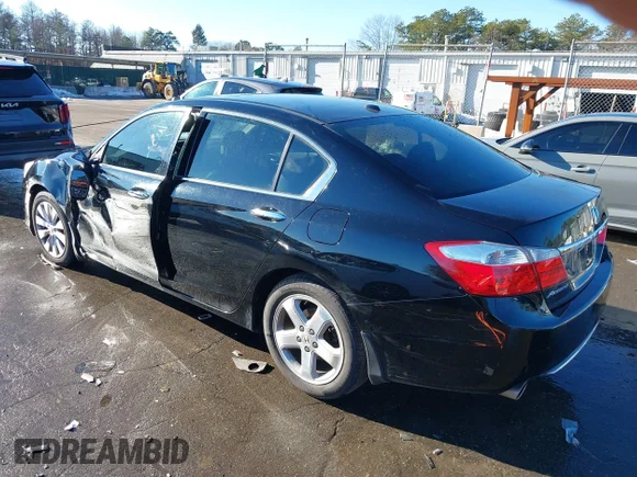 ✅ 2013 Honda Accord EX-L • VIN: 1HGCR3F80DA047130 • Lot: 44058129. Wystawiony na IAAI z przebiegiem 173 671 mil. Bezpłatny archiwum sprzedaży aukcyjnych z USA i szczegółowy raport historii pojazdu na DreamBid. Zdjęcie 3.
