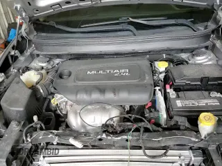 ✅ 2017 Jeep Cherokee Latitude • VIN: 1C4PJLCB4HW571980 • Лот: 53568575. Опубликован ранее на Copart с пробегом 78 776 миль. Бесплатный доступ к архиву аукционных продаж из США и подробный отчёт об истории автомобиля на DreamBid. Изображение 14.