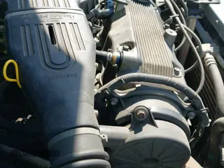 ✅ 1995 Geo Metro LSi • VIN: 2C1MR2295S6736339 • Lot: 42126093. Wystawiony na IAAI z przebiegiem 331 012 mil. Bezpłatny archiwum sprzedaży aukcyjnych z USA i szczegółowy raport historii pojazdu na DreamBid. Zdjęcie 19.