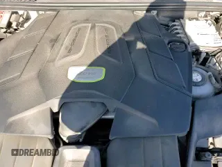 ✅ 2020 Porsche Cayenne E-Hybrid • VIN: WP1AE2AYXLDA22153 • Lot: 53976875. Wystawiony na Copart z przebiegiem 99 130 mil. Bezpłatny archiwum sprzedaży aukcyjnych z USA i szczegółowy raport historii pojazdu na DreamBid. Zdjęcie 14.