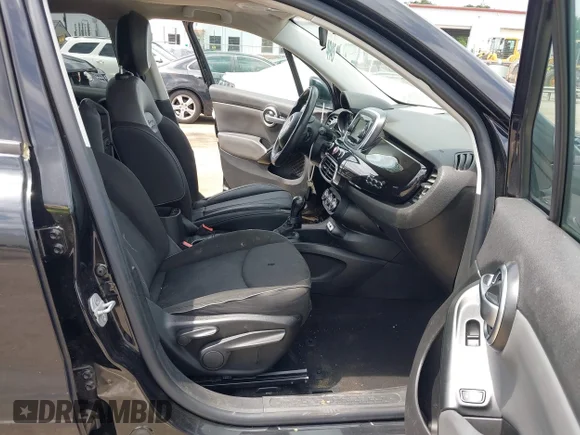 ✅ 2016 FIAT 500X Easy • VIN: ZFBCFXBT1GP441877 • Lot: 42128524. Listed on IAAI with 228,077 mi. Free auction sales archive from the USA and detailed vehicle history report at DreamBid. Image 5.