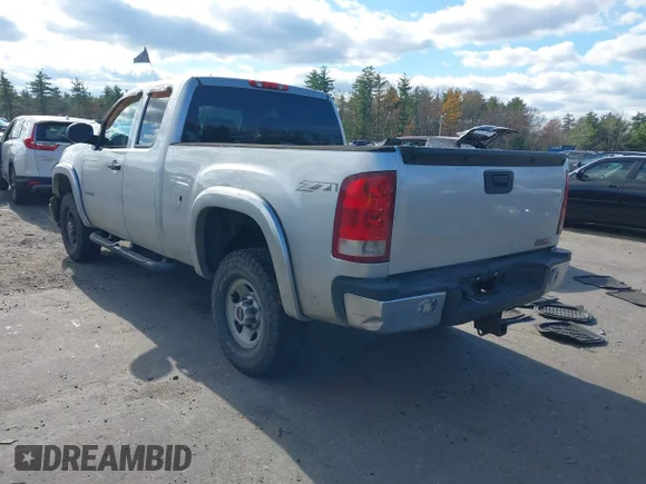 ✅ 2010 GMC Sierra 2500HD • VIN: 1GT5KZBG7AZ186390 • Lot: 40799424. Wystawiony na IAAI z przebiegiem 164 469 mil. Bezpłatny archiwum sprzedaży aukcyjnych z USA i szczegółowy raport historii pojazdu na DreamBid. Zdjęcie 3.