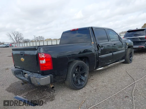 ✅ 2009 Chevrolet Silverado 1500 LT • VIN: 3GCEC23039G163979 • Lot: 44309104. Wystawiony na IAAI z przebiegiem 207 437 mil. Bezpłatny archiwum sprzedaży aukcyjnych z USA i szczegółowy raport historii pojazdu na DreamBid. Zdjęcie 4.
