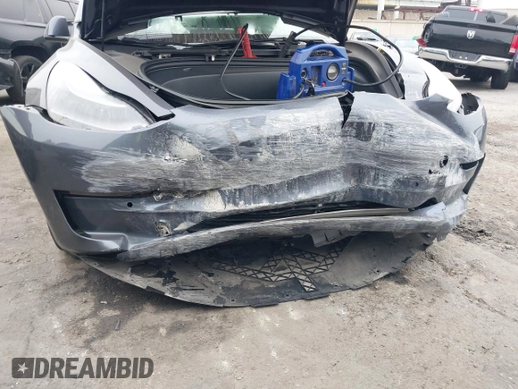 ✅ 2022 Tesla Model 3 • VIN: 5YJ3E1EA0NF103174 • Lot: 44117529. Wystawiony na IAAI z przebiegiem 33 076 mil. Bezpłatny archiwum sprzedaży aukcyjnych z USA i szczegółowy raport historii pojazdu na DreamBid. Zdjęcie 6.