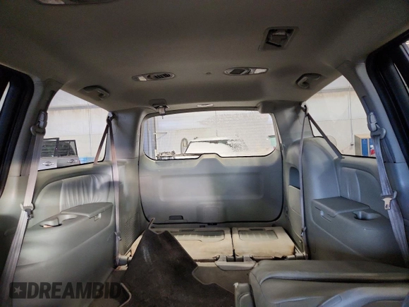 ✅ 2008 Honda Odyssey Touring • VIN: 5FNRL38918B011735 • Lot: 72795345. Wystawiony na Copart z przebiegiem 214 166 mil. Bezpłatny archiwum sprzedaży aukcyjnych z USA i szczegółowy raport historii pojazdu na DreamBid. Zdjęcie 10.