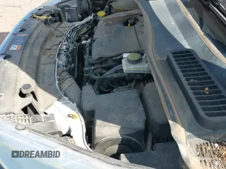 ✅ 2017 Ford Escape SE • VIN: 1FMCU0GD8HUA15162 • Lot: 43228461. Wystawiony na IAAI z przebiegiem 86 957 mil. Bezpłatny archiwum sprzedaży aukcyjnych z USA i szczegółowy raport historii pojazdu na DreamBid. Zdjęcie 20.