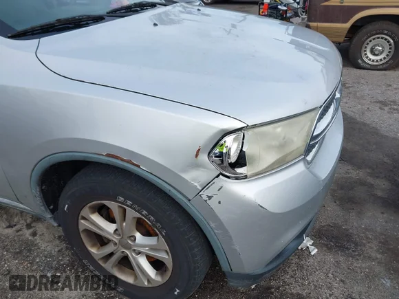 ✅ 2011 Dodge Durango Express • VIN: 1D4RD2GG9BC677000 • Lot: 41360339. Wystawiony na IAAI z przebiegiem 199 658 mil. Bezpłatny archiwum sprzedaży aukcyjnych z USA i szczegółowy raport historii pojazdu na DreamBid. Zdjęcie 6.