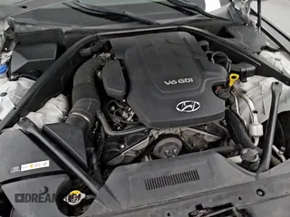 2015 Hyundai Genesis 3.8L with VIN KMHGN4JE9FU071910, listed as a Copart auction lot 73181464 with 126,029 mi miles and Clean title. Bid and sale history available at DreamBid. Image 13.