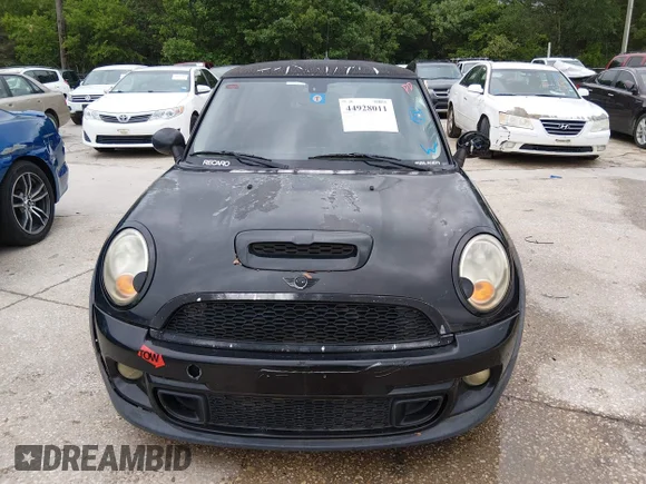 ✅ 2011 MINI Hardtop S • VIN: WMWSV3C56BTY22643 • Лот: 44928011. Опубліковано раніше на IAAI з пробігом 148 709 миль. Безкоштовний доступ до архіву аукціонних продажів зі США та докладний звіт про історію автомобіля на DreamBid. Зображення 6.