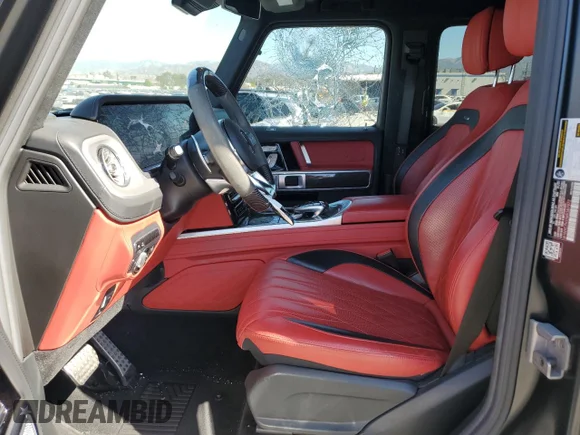 ✅ 2021 Mercedes-Benz G 63 AMG • VIN: W1NYC7HJ1MX387972 • Lot: 42776905. Wystawiony na Copart z przebiegiem Nie podano. Bezpłatny archiwum sprzedaży aukcyjnych z USA i szczegółowy raport historii pojazdu na DreamBid. Zdjęcie 7.