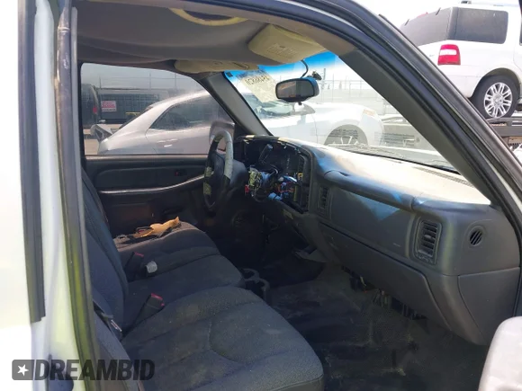 ✅ 2007 Chevrolet Silverado 1500 LT1 • VIN: 1GCEC19V57Z182138 • Лот: 45486820. Опубліковано раніше на IAAI з пробігом 142 634 миль. Безкоштовний доступ до архіву аукціонних продажів зі США та докладний звіт про історію автомобіля на DreamBid. Зображення 5.