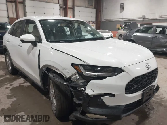 ✅ 2023 Honda HR-V LX • VIN: 3CZRZ2H32PM737239 • Lot: 44086105. Wystawiony na IAAI z przebiegiem 37 233 mil. Bezpłatny archiwum sprzedaży aukcyjnych z USA i szczegółowy raport historii pojazdu na DreamBid. Zdjęcie 6.
