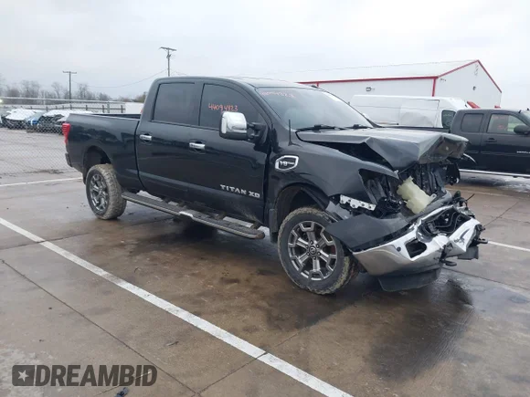 ✅ 2019 Nissan Titan Pro-4X • VIN: 1N6AA1F45KN531263 • Lot: 44094823. Wystawiony na IAAI z przebiegiem 67 242 mil. Bezpłatny archiwum sprzedaży aukcyjnych z USA i szczegółowy raport historii pojazdu na DreamBid. Zdjęcie 1.