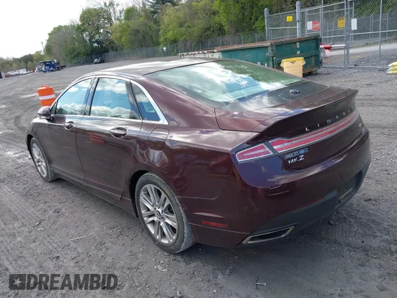 ✅ 2013 Lincoln MKZ • VIN: 3LN6L2G98DR829210 • Lot: 44823129. Listed on IAAI with 41,212 mi. Free auction sales archive from the USA and detailed vehicle history report at DreamBid. Image 3.