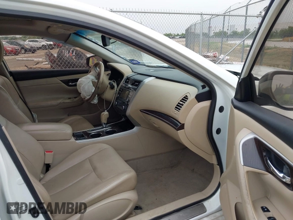 ✅ 2014 Nissan Altima 2.5 • VIN: 1N4AL3APXEC426492 • Lot: 43109091. Wystawiony na IAAI z przebiegiem 161 504 mil. Bezpłatny archiwum sprzedaży aukcyjnych z USA i szczegółowy raport historii pojazdu na DreamBid. Zdjęcie 5.