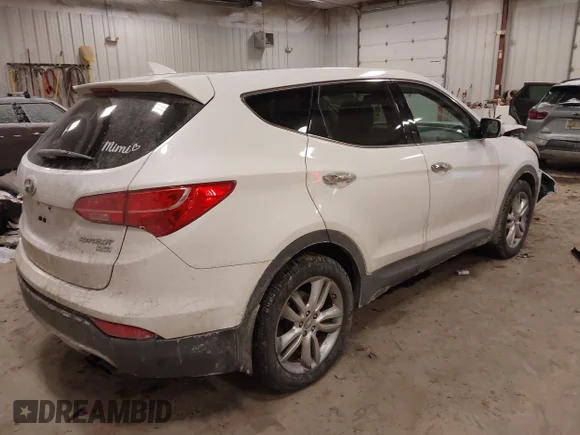 ✅ 2013 Hyundai Santa Fe Sport • VIN: 5XYZWDLA4DG064334 • Lot: 44277440. Wystawiony na IAAI z przebiegiem 169 545 mil. Bezpłatny archiwum sprzedaży aukcyjnych z USA i szczegółowy raport historii pojazdu na DreamBid. Zdjęcie 4.
