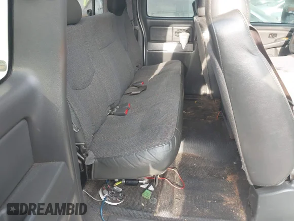 ✅ 2005 Chevrolet Silverado 1500 Z71 • VIN: 1GCEK19B35E259716 • Lot: 41932225. Wystawiony na IAAI z przebiegiem Nie podano. Bezpłatny archiwum sprzedaży aukcyjnych z USA i szczegółowy raport historii pojazdu na DreamBid. Zdjęcie 8.