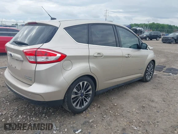 ✅ 2018 Ford C-Max Titanium • VIN: 1FADP5DU2JL101389 • Лот: 45280727. Опубліковано раніше на IAAI з пробігом 91 586 миль. Безкоштовний доступ до архіву аукціонних продажів зі США та докладний звіт про історію автомобіля на DreamBid. Зображення 4.