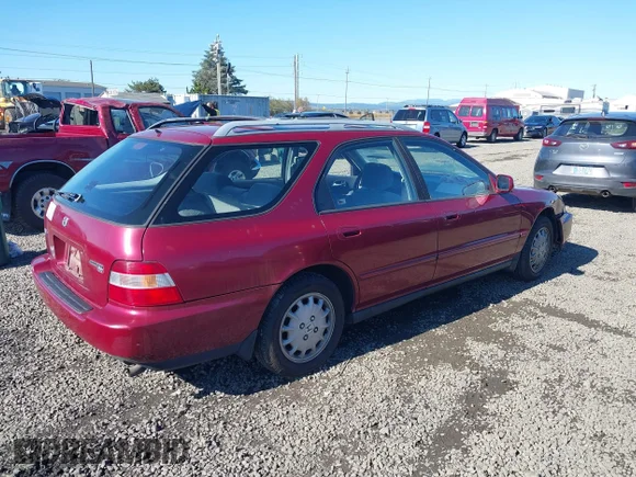✅ 1997 Honda Accord EX • VIN: 1HGCE1894VA000528 • Лот: 43426257. Опубліковано раніше на IAAI з пробігом 163 421 миль. Безкоштовний доступ до архіву аукціонних продажів зі США та докладний звіт про історію автомобіля на DreamBid. Зображення 4.
