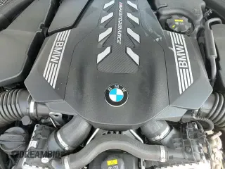 ✅ 2023 BMW 8 Series M850i • VIN: WBAGV8C01PCL69188 • Lot: 80864525. Wystawiony na Copart z przebiegiem 17 062 mil. Bezpłatny archiwum sprzedaży aukcyjnych z USA i szczegółowy raport historii pojazdu na DreamBid. Zdjęcie 15.