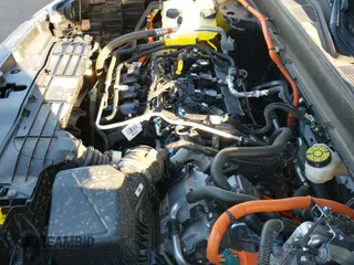 ✅ 2025 Ford Maverick XL • VIN: 3FTTW8A32SRA56219 • Lot: 43552007. Listed on IAAI with 5,951 mi. Free auction sales archive from the USA and detailed vehicle history report at DreamBid. Image 19.