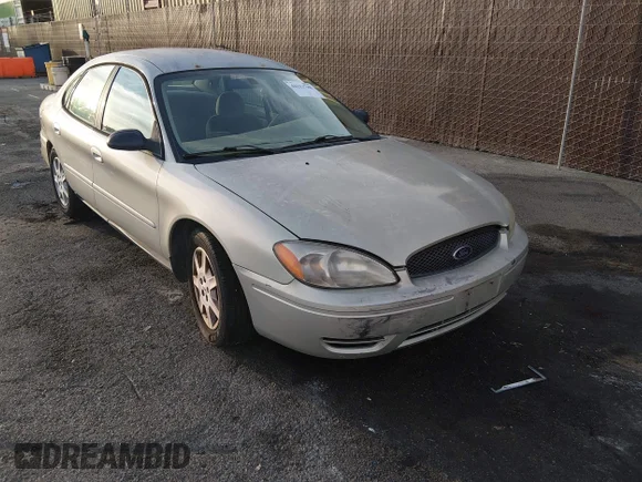 2005 Ford Taurus SE