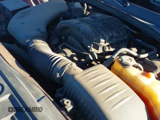 ✅ 2014 Chrysler 300 Uptown Edition • VIN: 2C3CCAAG5EH238455 • Лот: 43520551. Опубликован ранее на IAAI с пробегом 211 621 миль. Бесплатный доступ к архиву аукционных продаж из США и подробный отчёт об истории автомобиля на DreamBid. Изображение 15.