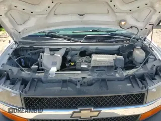 2017 Chevrolet Express Passenger LT с VIN 1GAWGFFF5H1129306, выставлен на аукционе Copart как лот 64026085 с пробегом 63 942 миль миль и Списание • Salvage title. История ставок и продаж доступна на DreamBid. Изображение 14.