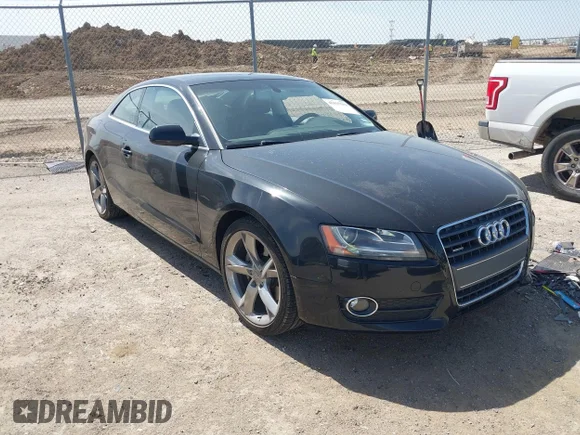 ✅ 2012 Audi A5 Premium Plus • VIN: WAULFAFR0CA024284 • Лот: 41825593. Опубліковано раніше на IAAI з пробігом 83 540 миль. Безкоштовний доступ до архіву аукціонних продажів зі США та докладний звіт про історію автомобіля на DreamBid. Зображення 1.