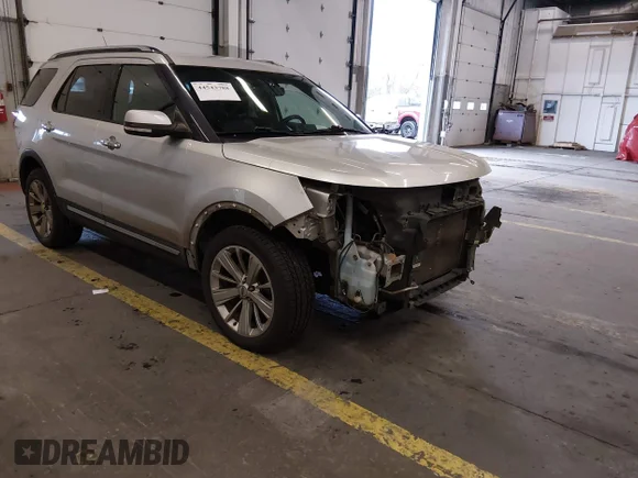 ✅ 2019 Ford Explorer Limited • VIN: 1FM5K8F86KGB11301 • Lot: 44543788. Wystawiony na IAAI z przebiegiem 114 646 mil. Bezpłatny archiwum sprzedaży aukcyjnych z USA i szczegółowy raport historii pojazdu na DreamBid. Zdjęcie 1.