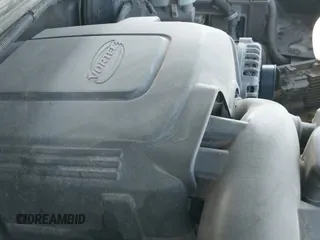 ✅ 2010 Chevrolet Suburban LT • VIN: 1GNUKJE30AR225673 • Lot: 43331437. Listed on IAAI with 247,098 mi. Free auction sales archive from the USA and detailed vehicle history report at DreamBid. Image 20.