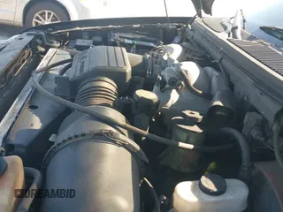 ✅ 2002 Lincoln Blackwood • VIN: 5LTEW05A42KJ00239 • Lot: 42043900. Wystawiony na IAAI z przebiegiem 152 622 mil. Bezpłatny archiwum sprzedaży aukcyjnych z USA i szczegółowy raport historii pojazdu na DreamBid. Zdjęcie 12.