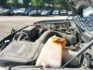 ✅ 2010 Ford F-150 SVT Raptor • VIN: 1FTEX1E68AFB73526 • Lot: 43588634. Wystawiony na IAAI z przebiegiem 129 293 mil. Bezpłatny archiwum sprzedaży aukcyjnych z USA i szczegółowy raport historii pojazdu na DreamBid. Zdjęcie 20.