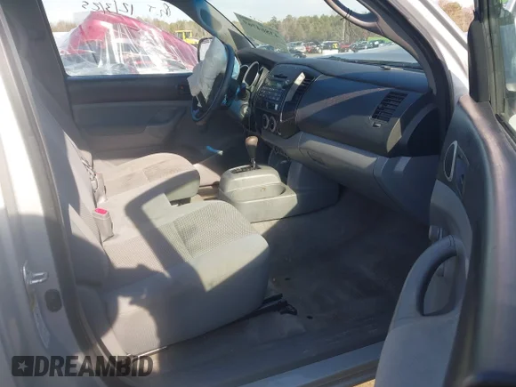 ✅ 2009 Toyota Tacoma • VIN: 5TENX22N69Z648980 • Lot: 43864769. Wystawiony na IAAI z przebiegiem 174 944 mil. Bezpłatny archiwum sprzedaży aukcyjnych z USA i szczegółowy raport historii pojazdu na DreamBid. Zdjęcie 5.