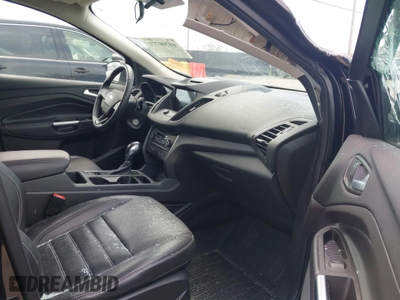 ✅ 2018 Ford Escape SEL • VIN: 1FMCU0HD5JUB52029 • Lot: 44700771. Wystawiony na IAAI z przebiegiem 91 951 mil. Bezpłatny archiwum sprzedaży aukcyjnych z USA i szczegółowy raport historii pojazdu na DreamBid. Zdjęcie 5.