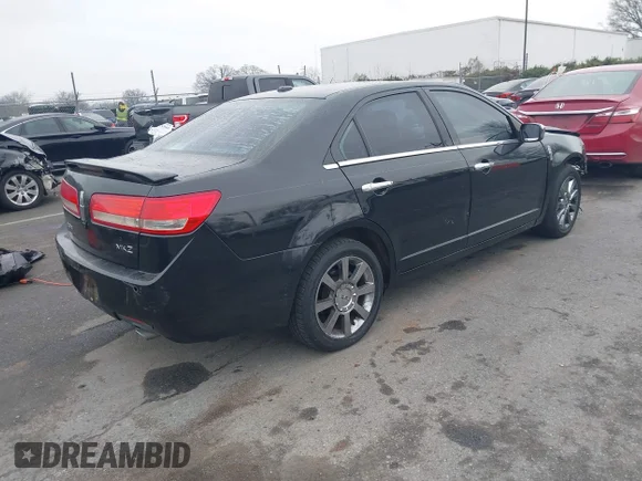 ✅ 2010 Lincoln MKZ • VIN: 3LNHL2GC5AR607899 • Lot: 44072616. Wystawiony na IAAI z przebiegiem 141 733 mil. Bezpłatny archiwum sprzedaży aukcyjnych z USA i szczegółowy raport historii pojazdu na DreamBid. Zdjęcie 4.