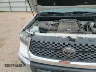 ✅ 2020 Toyota Tundra SR5 • VIN: 5TFEY5F18LX258743 • Lot: 59602865. Wystawiony na Copart z przebiegiem 105 392 mil. Bezpłatny archiwum sprzedaży aukcyjnych z USA i szczegółowy raport historii pojazdu na DreamBid. Zdjęcie 15.