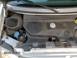 ✅ 2003 Volkswagen EuroVan MV • VIN: WV2MB47053H002505 • Лот: 83840884. Опубликован ранее на Copart с пробегом 250 786 миль. Бесплатный доступ к архиву аукционных продаж из США и подробный отчёт об истории автомобиля на DreamBid. Изображение 14.