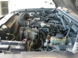 ✅ 1998 Ford Ranger XL • VIN: 1FTZR15X3WPA13348 • Лот: 42374950. Опубликован ранее на IAAI с пробегом 239 535 миль. Бесплатный доступ к архиву аукционных продаж из США и подробный отчёт об истории автомобиля на DreamBid. Изображение 19.