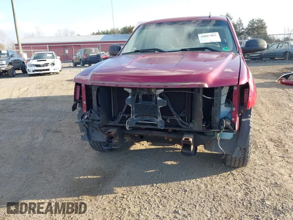 ✅ 2007 GMC Sierra 1500 Work Truck • VIN: 1GTEK19067Z516586 • Lot: 44087062. Wystawiony na IAAI z przebiegiem 96 890 mil. Bezpłatny archiwum sprzedaży aukcyjnych z USA i szczegółowy raport historii pojazdu na DreamBid. Zdjęcie 6.