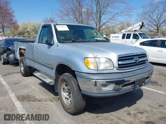 ✅ 2000 Toyota Tundra SR5 • VIN: 5TBKT4414YS051626 • Lot: 41944074. Listed on IAAI with 217,438 mi. Free auction sales archive from the USA and detailed vehicle history report at DreamBid. Image 1.