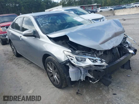✅ 2017 Toyota Camry XSE • VIN: 4T1BK1FK2HU582409 • Лот: 43393584. Опубликован ранее на IAAI с пробегом 125 768 миль. Бесплатный доступ к архиву аукционных продаж из США и подробный отчёт об истории автомобиля на DreamBid. Изображение 1.