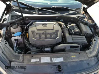 ✅ 2018 Volkswagen Passat S • VIN: 1VWAA7A39JC008372 • Lot: 81704105. Wystawiony na Copart z przebiegiem 98 822 mil. Bezpłatny archiwum sprzedaży aukcyjnych z USA i szczegółowy raport historii pojazdu na DreamBid. Zdjęcie 15.